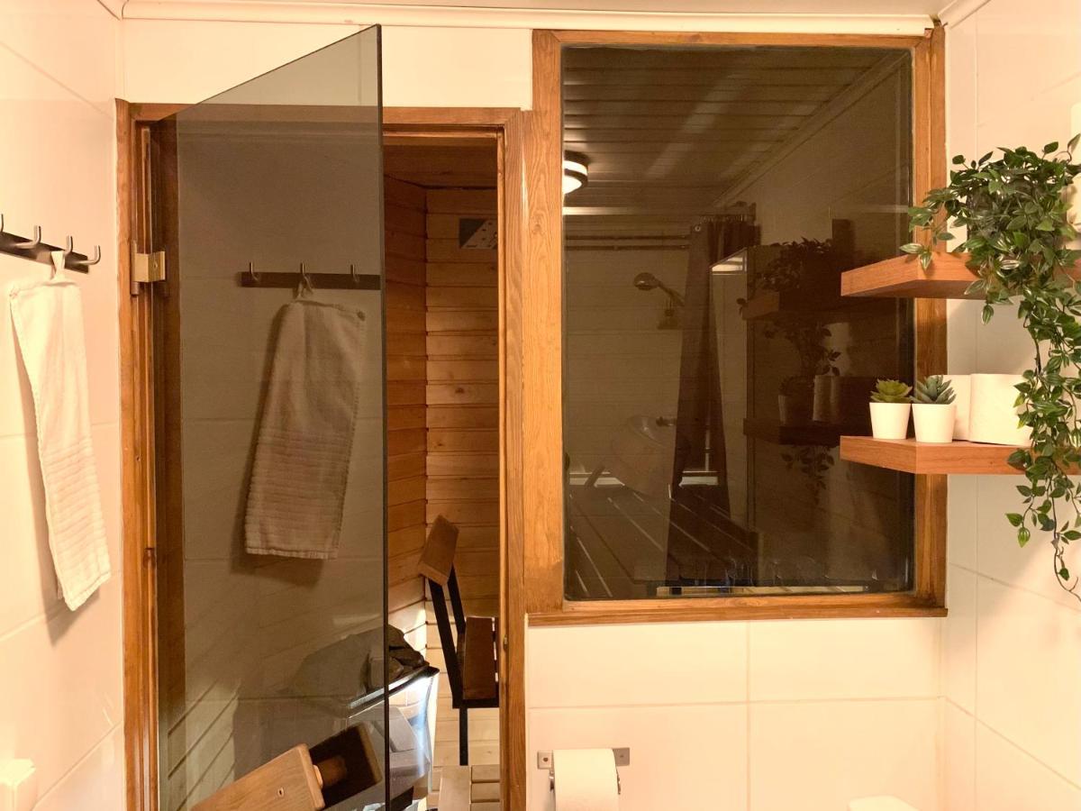 City Home Finland Spacious Downtown Apartment - One Bedroom, Private Sauna And Great Location In Tampere Downtown エクステリア 写真